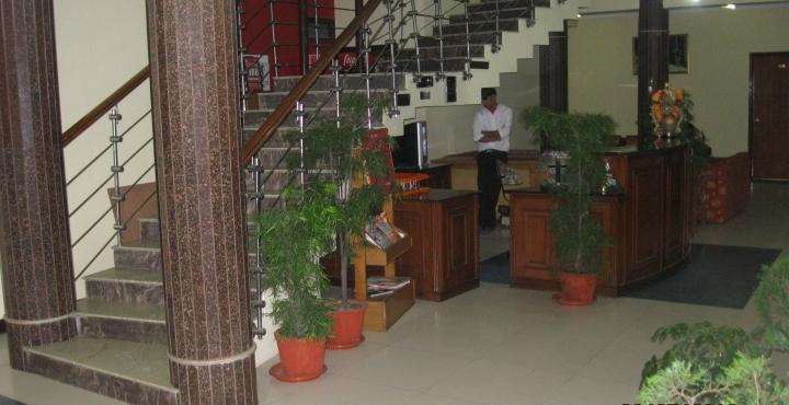 Treebo Trend Mussoorie Club Hotel Dehradun Ngoại thất bức ảnh