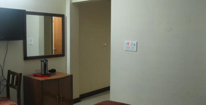 Treebo Trend Mussoorie Club Hotel Dehradun Ngoại thất bức ảnh