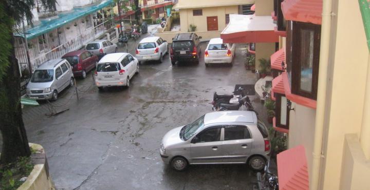 Treebo Trend Mussoorie Club Hotel Dehradun Ngoại thất bức ảnh
