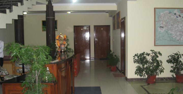 Treebo Trend Mussoorie Club Hotel Dehradun Ngoại thất bức ảnh