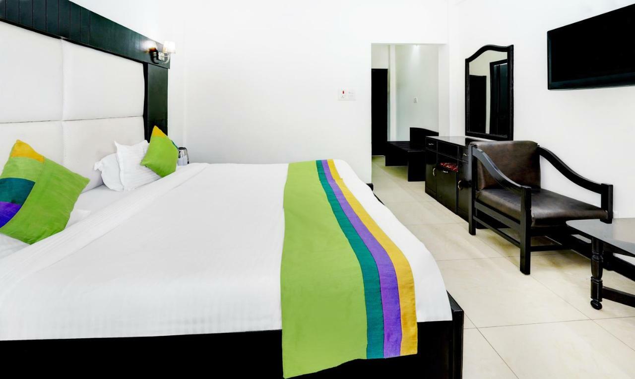 Treebo Trend Mussoorie Club Hotel Dehradun Ngoại thất bức ảnh