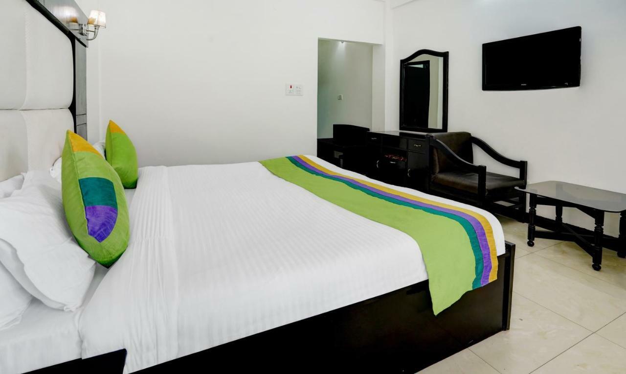 Treebo Trend Mussoorie Club Hotel Dehradun Ngoại thất bức ảnh