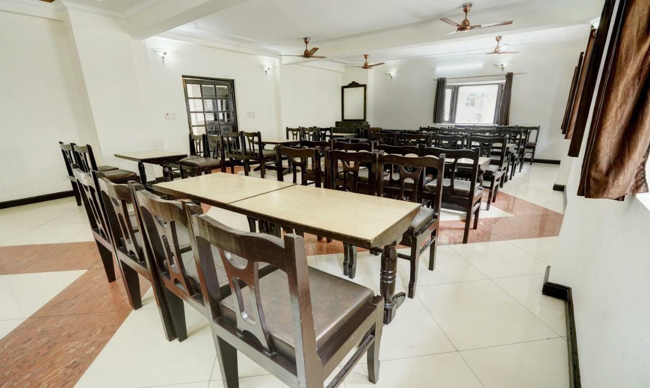 Treebo Trend Mussoorie Club Hotel Dehradun Ngoại thất bức ảnh
