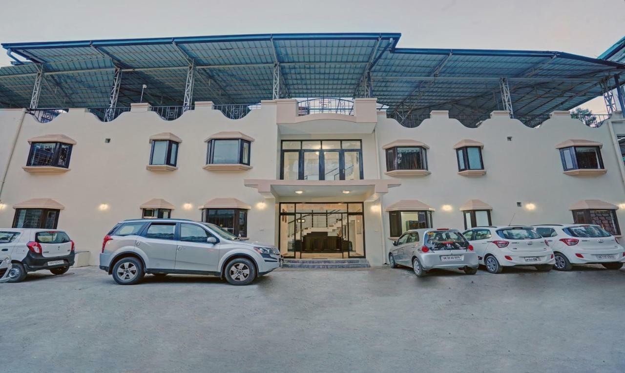 Treebo Trend Mussoorie Club Hotel Dehradun Ngoại thất bức ảnh